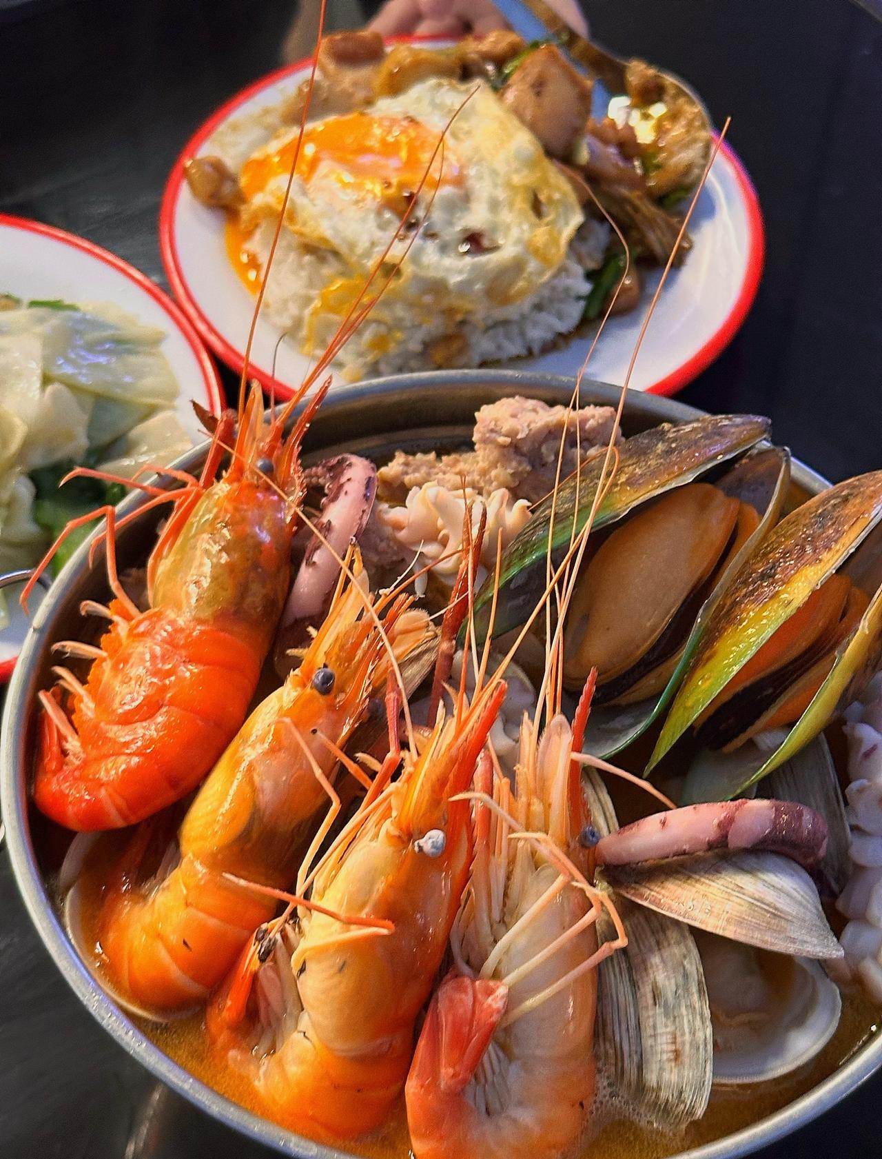 平价好吃到哭！泰式海鲜锅配打抛饭太绝了！📍广州923泰式海鲜餐厅0元玩