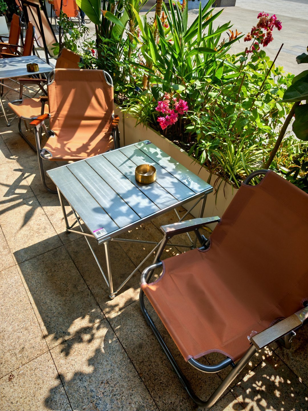 理想这5C充电，太快了啊。我点杯咖啡，还没做好呢，电就快充满了