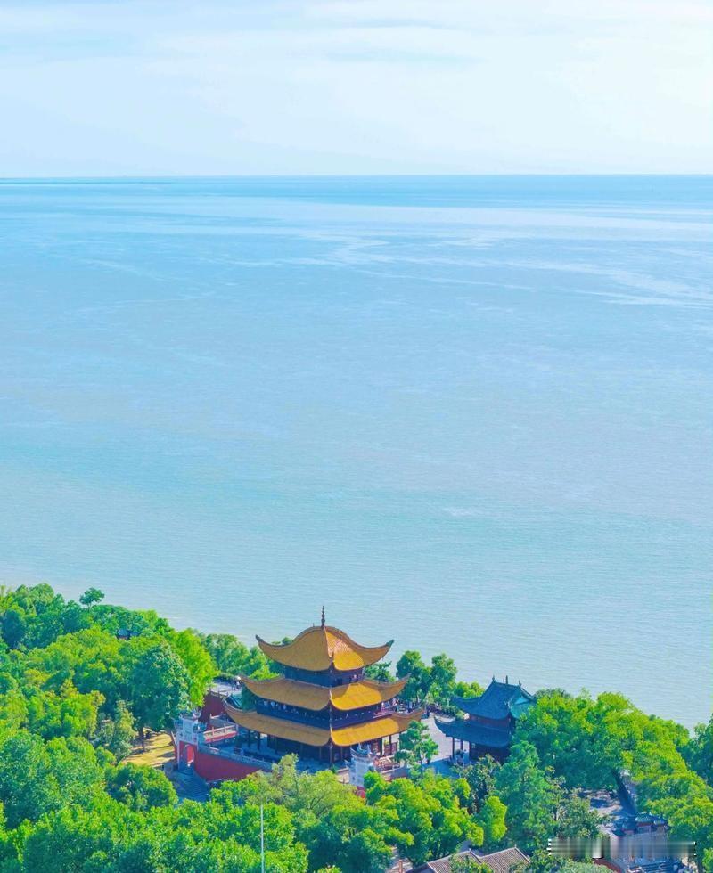 为啥长江多天然大湖，珠江却几乎没有？同样南方亚热带、大江中下游平原，长江有