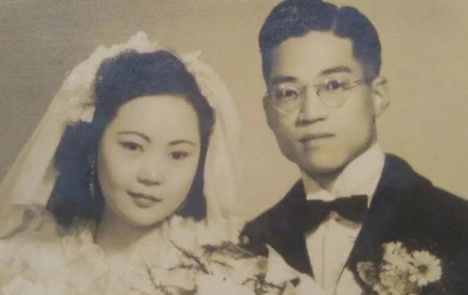 1901年，马一浮的发妻因病离世。岳父心疼19岁的女婿，便询问道：“我的三女儿已