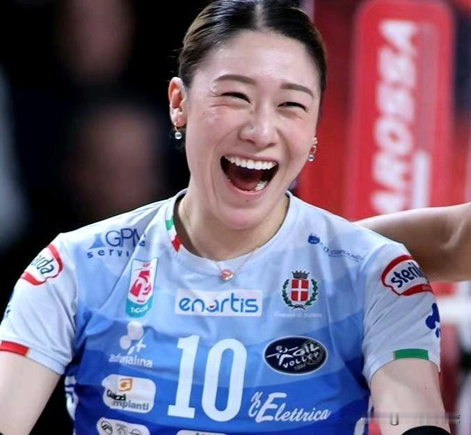 优秀的球员似乎渐渐从意甲流向土超！最近转会的新闻甚嚣尘上。据说卡斯蒂略将离开斯