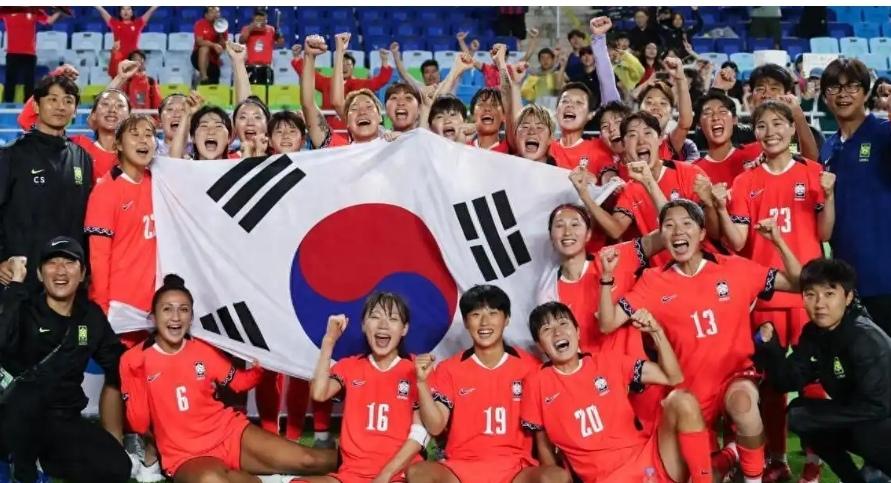 亚洲杯女足小组赛激战正酣：A组韩国队暂列第一、澳大利亚第二​​