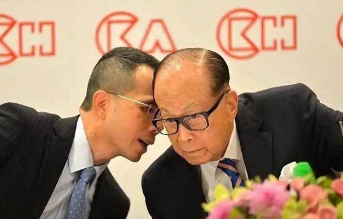 清算已经开始，李嘉诚的报应来了，北京54亿大项目挂牌一个多月无人问津，随之李泽钜