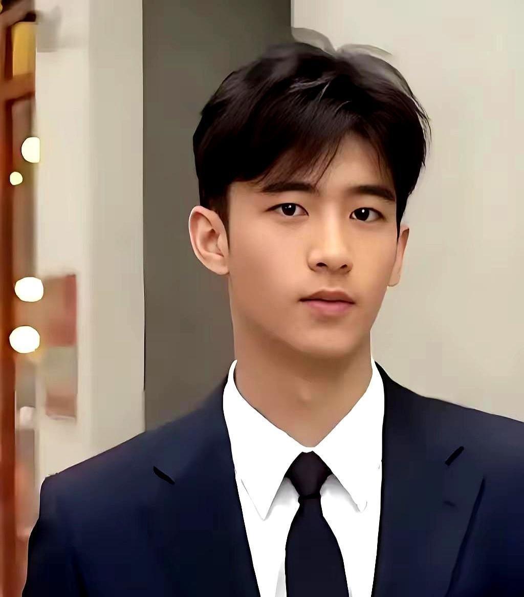 你含辛茹苦带娃三年，可能都抵不过爸爸带他疯玩的一个下午。别急着喊不公。心理学