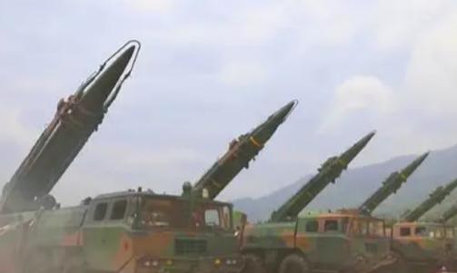 伊朗的兄弟们，咱得醒醒神，别再犯糊涂了，真要是到了开战的那一天，手里的导弹可千万