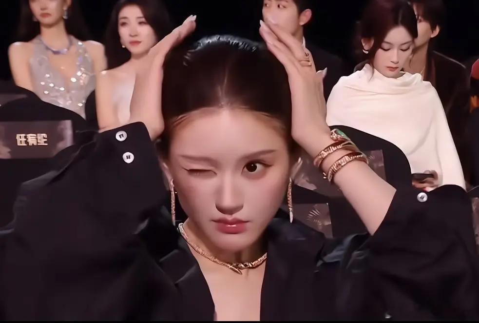 🥩为什么现在这么喜欢大光明的造型，觉得自己特别美吗