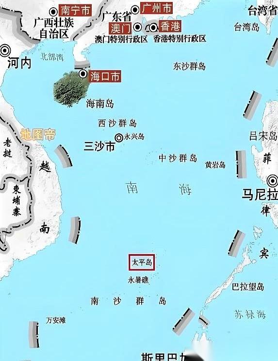 2013年“天鲸号”绞吸船开进美济礁，只用8个月就吹填出了5.6平方公里的人工岛