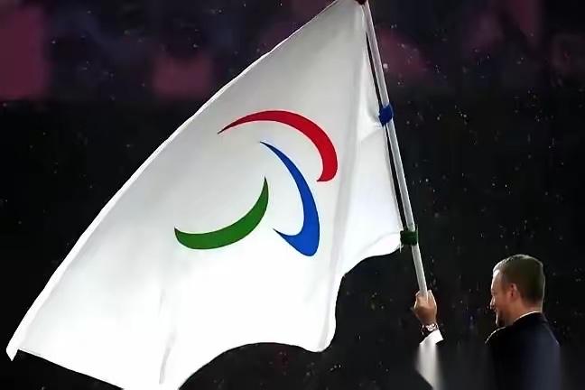 国际奥委会一巴掌甩过去，“你以后别想办奥运会了！”结果印尼眼皮都没抬一下，“哦