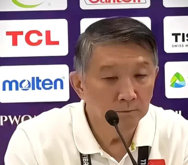 什么事就怕赶巧。真的不是赶巧，中国女篮亚洲杯输了，大运会又拿了冠军站上最高领奖台