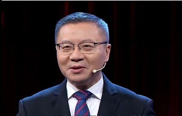天这下是真的要亮了，宝岛快要回家了，大概率不会留给下一代解决！日前，复旦大学张维