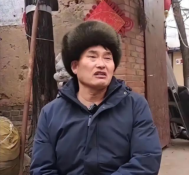 打死没想到！明星被造谣的操作能离谱到姥姥家，活人在台上唱歌，网上传他“跳楼身亡”