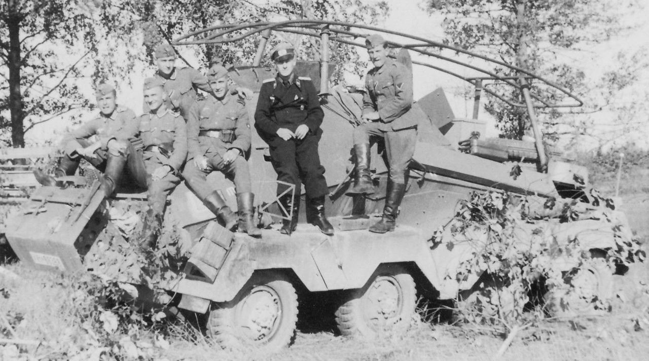 [呲牙笑]德国佬的“大八轮”——二战时期，德军Sd.Kfz.263型8轮重型装