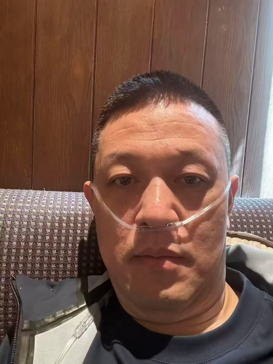 斌哥保重啊！全球最拼的车企CEO，连续超高强度工作，又飞机直接落地高海拔地区，高