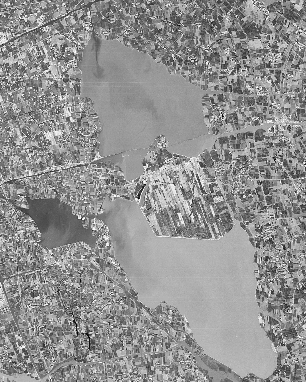 50年前的苏州金鸡湖、独墅湖，和现在比起来，那真是天上地下。50年前，这里或许就