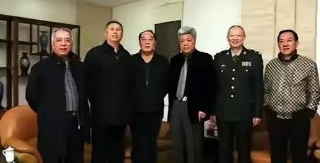 一声“陶勇的孩子”，许世友秒变慈父：战火淬炼的战友情，重过性命！1967年1