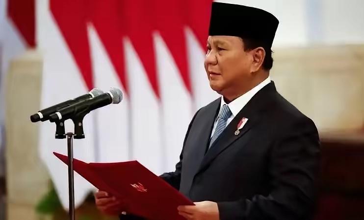这次中方一点面子都没给。印尼团队这次来中国，是想谈雅万高铁的债务。这笔账