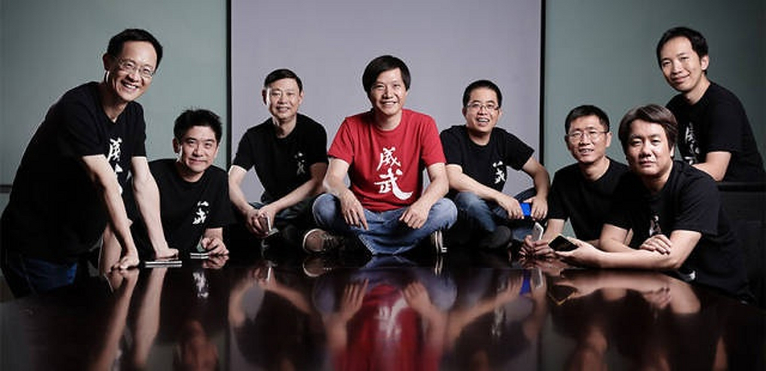 两位小米联合创始人退出小米科技其实阿黎和洪帮主很多年前就退居幕后了，基本就是半