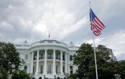 美国终于坐不住了，中国已向美方提出严正交涉，中国人民解放军已经做好备战准备。美国