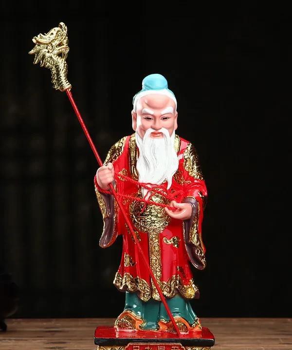 刷到月老别无视，早日寻得正缘，婚姻美满幸福去年一位汪姓母亲来找我问女儿的婚姻，