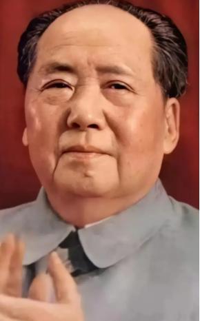 ☁1964年5月，毛主席在中南海接见外宾时说：“突然冒出一句让在场所有人都