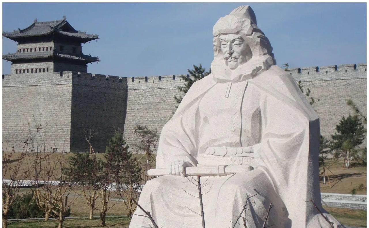 北魏太武帝统一北方（439年）后，面临双重困境：中原历经“永嘉之乱”，耕地荒废率