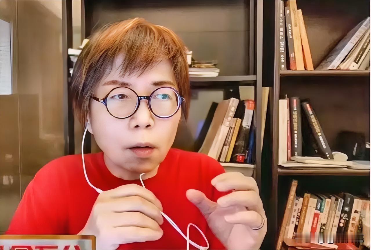 黄智贤8日在节目中称，“我就是痛恨贪腐，我就是要反贪，所以不行吗？基于反贪腐，所