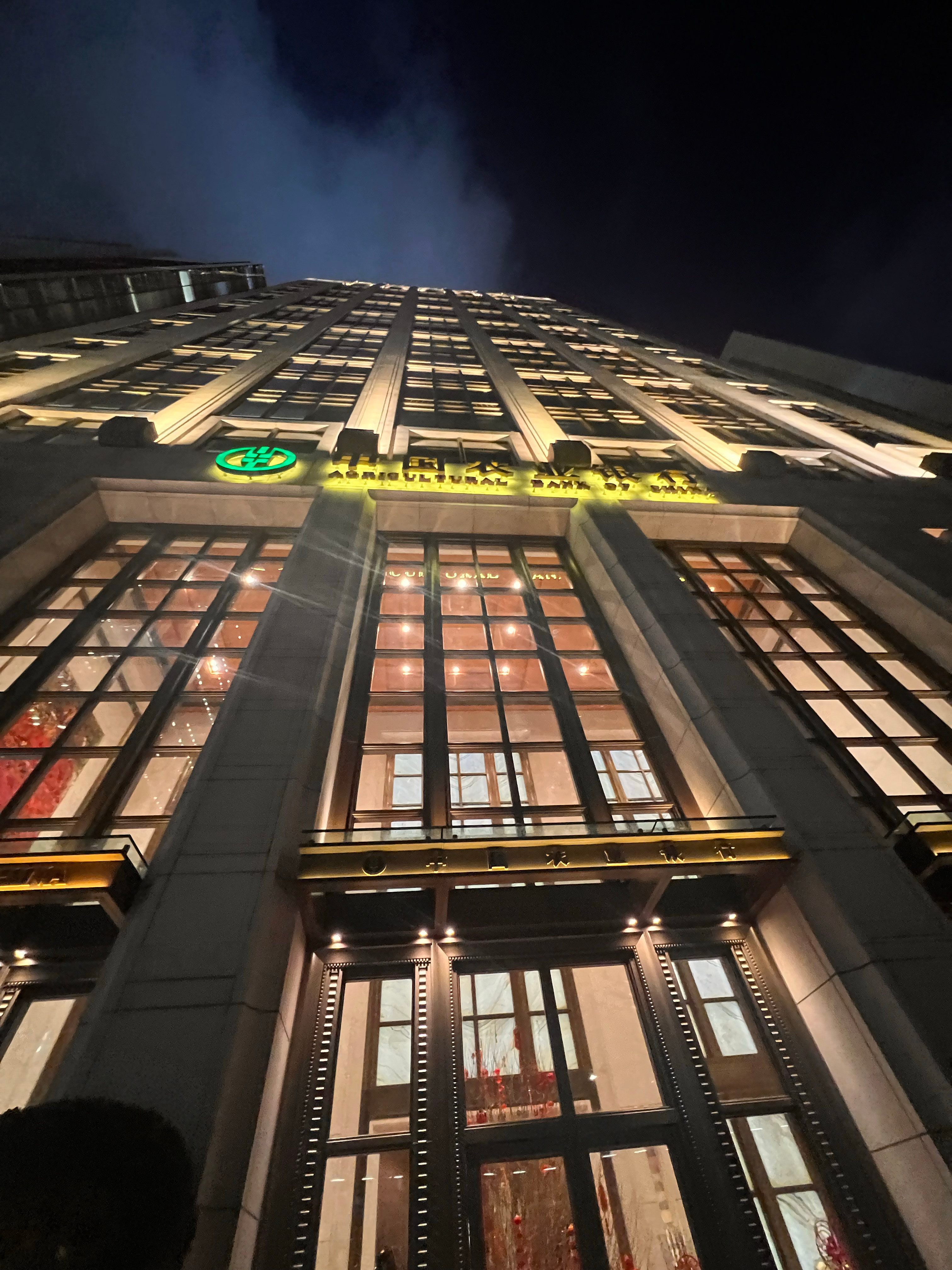 【小年小年夜给穷人家孩子的5点忠告！】我出生于中国地理最差的城市，认识200个穷