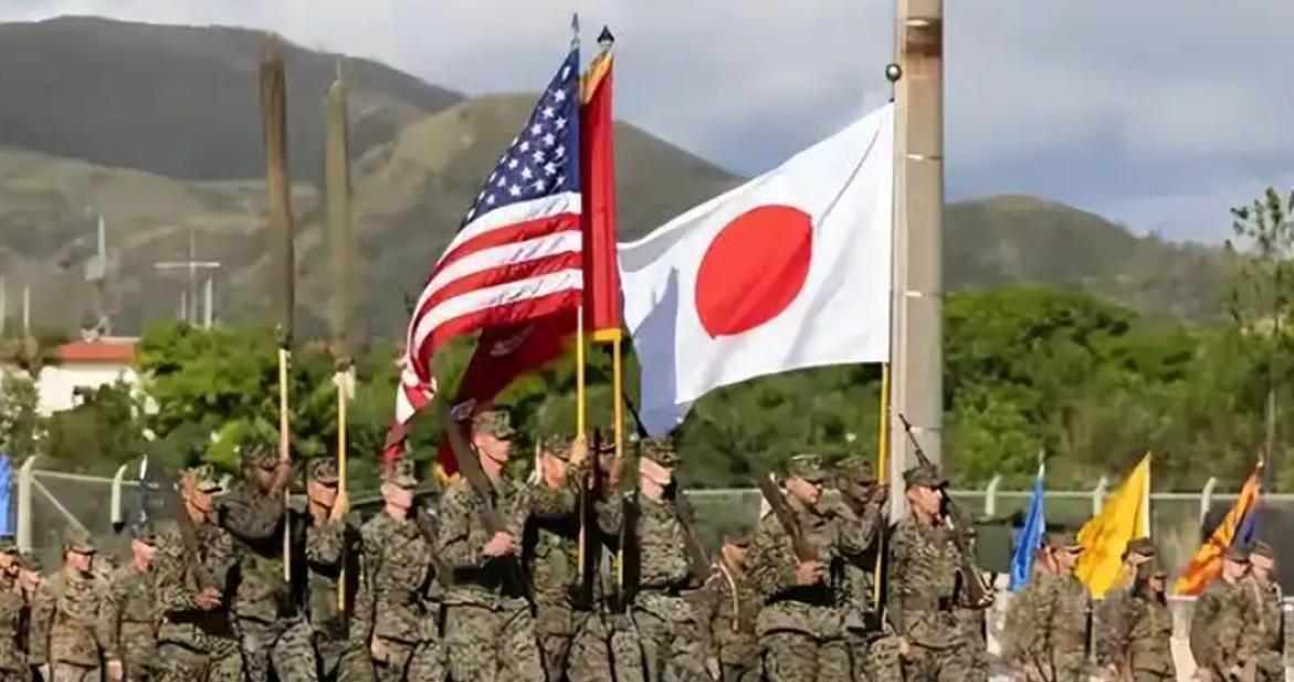 美国真正的敌人露出马脚，并非中俄其中一国，已经蛰伏了长达80年。中国是不是美国真
