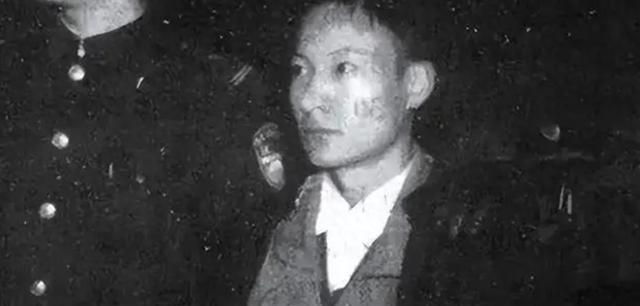 1982年，年仅16岁的彭妙计将自己的母亲拐卖到江苏，两年后又以其妹妹作为抵押将
