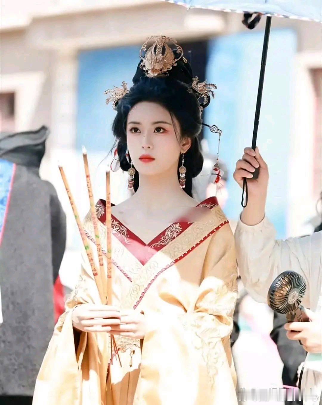 短剧真是越来越卷了新开机的短剧女主，都可以去拍长剧了​​​
