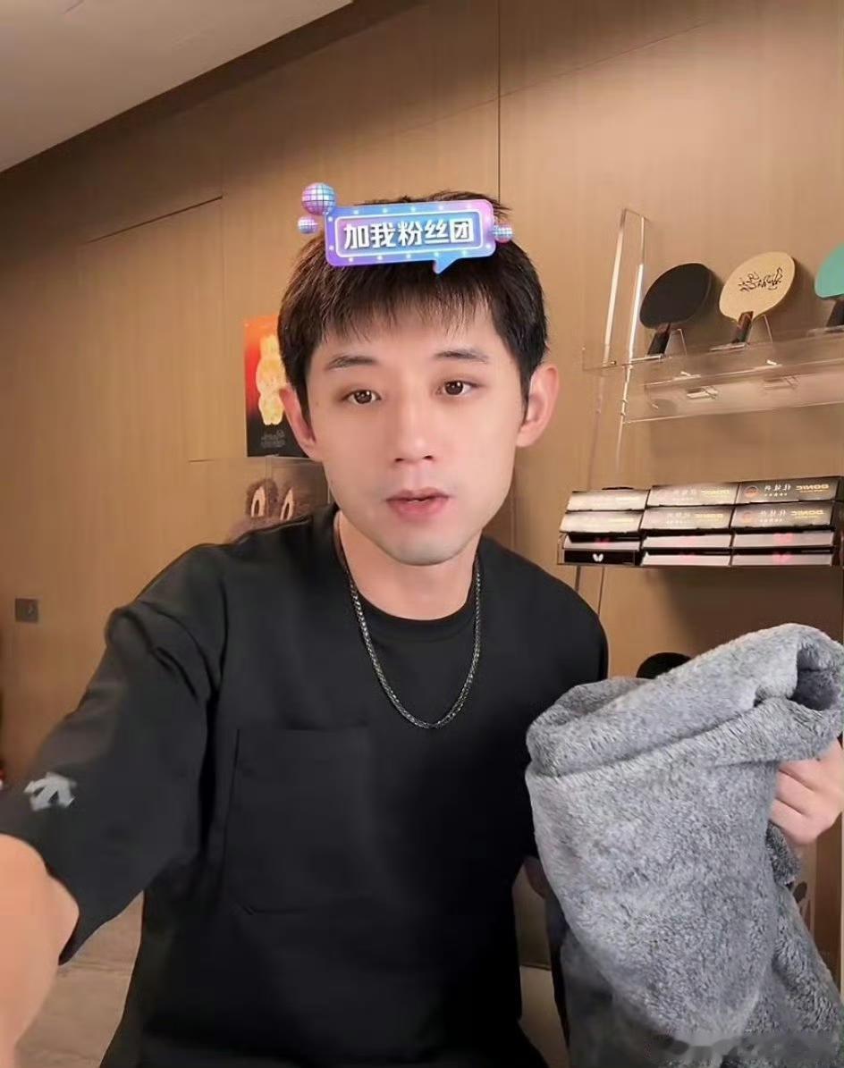 张继科的话太戳心！国乒内战无输家，谁赢都是中国荣耀。张继科强调全运会赛场