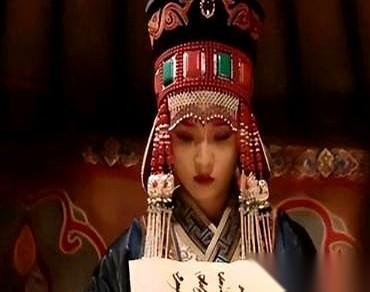 63岁的外公，把18岁亲外孙的未婚妻给收了。就这么个事儿。放今天，能上三天三