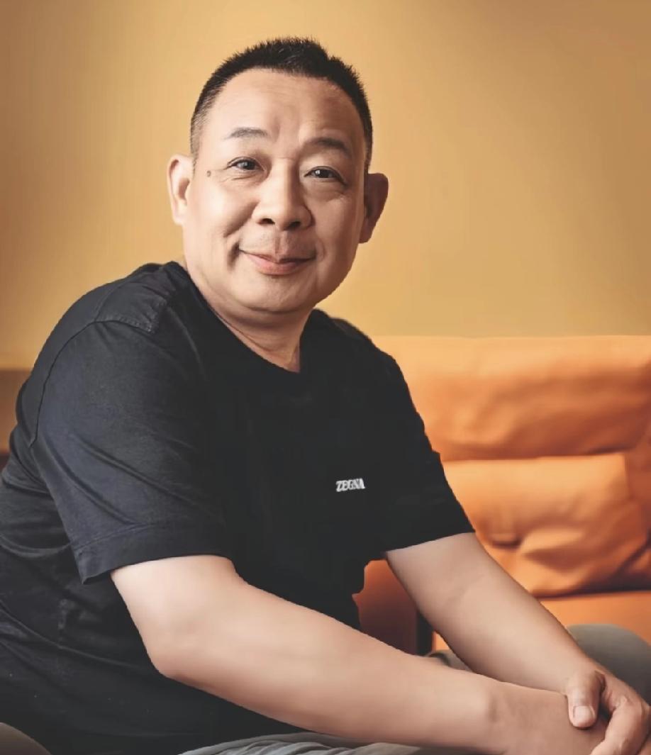 于东来又放了一个大招，整个中国企业界再次陷入了集体沉默。3月8日胖东来官宣