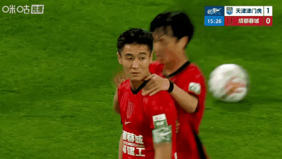 韦世豪门前捡漏补射破门⚽️王钰栋门前捡漏补射破门⚽️这是本轮中超本土锋线球员