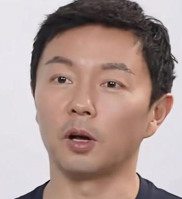 2月1日，谢苗在电影《东北警察故事3》合肥路演时回应了从9岁打到41岁一事，他表