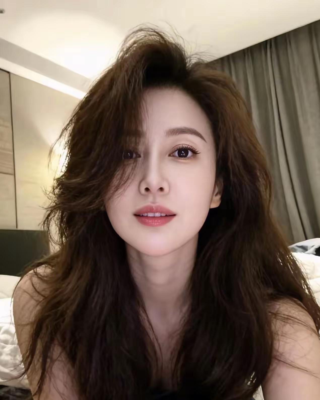 中年美妇的日常生活，起床，做饭，锻炼，happy。。。。如何穿得优雅有气质美妇