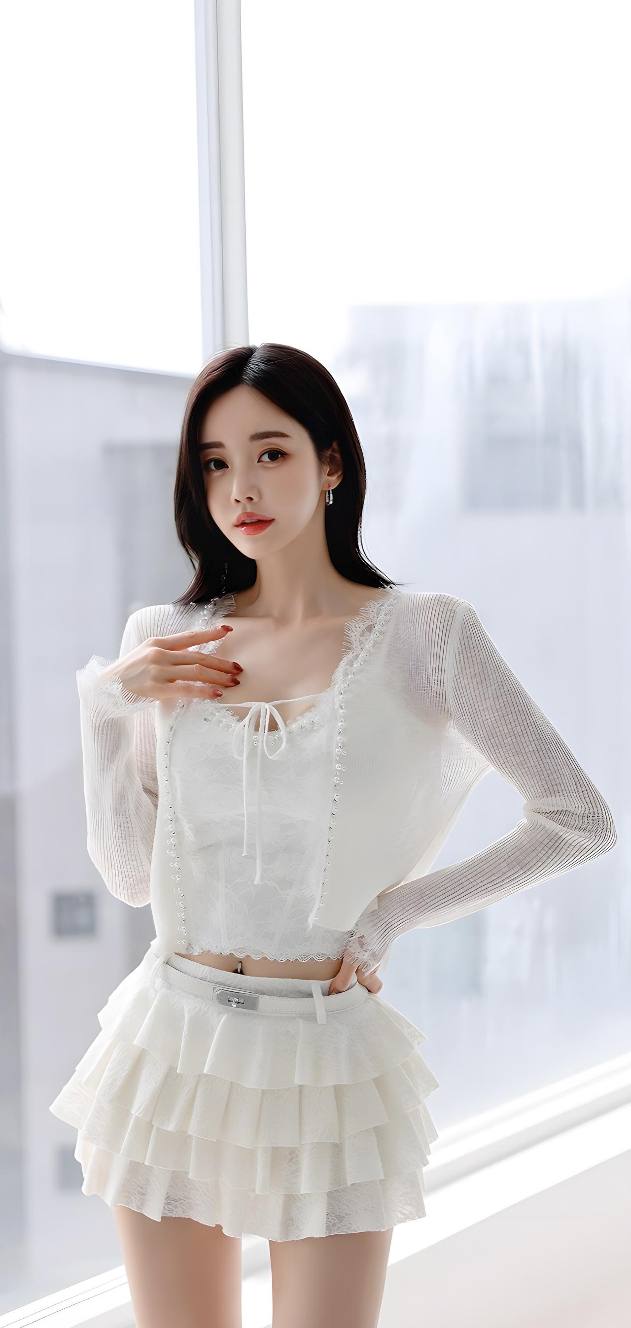 温柔甜美的白色连衣裙，少女心满满！