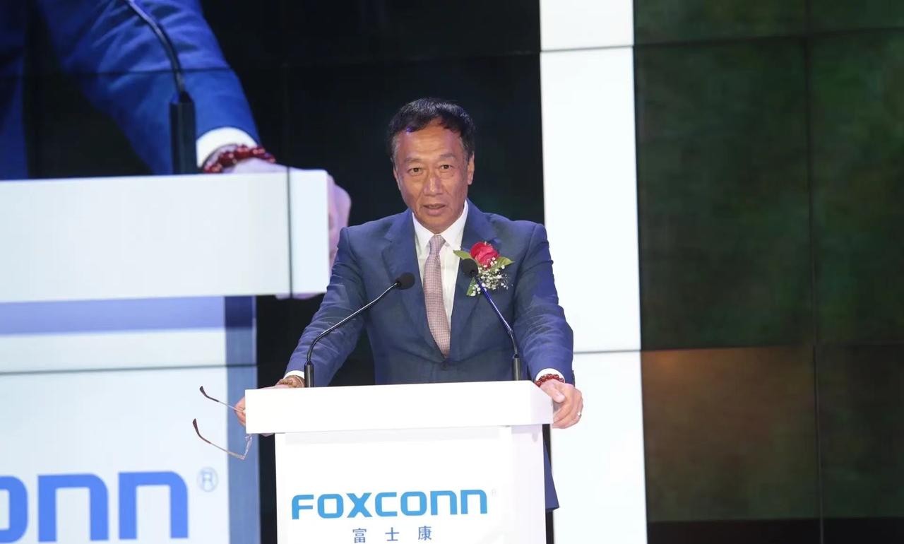 2020年前后，郭台铭曾断言：一旦苹果把产能搬出中国，国内一众苹果供应链工厂会大