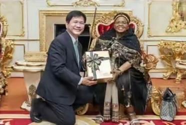 能不能快点收回来？这帮东西真的会把中国的脸都丢尽！5月，赖清德率团窜访非洲斯