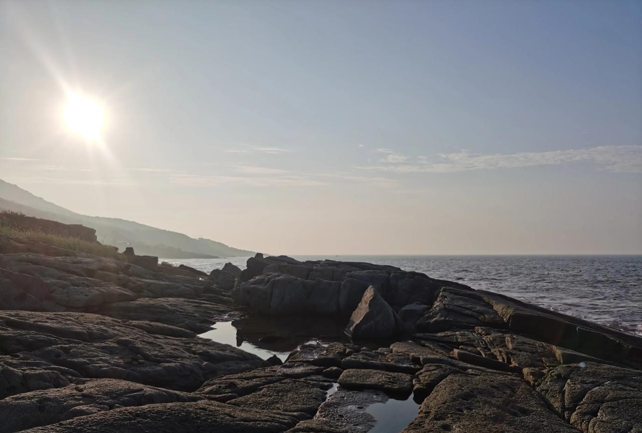 吹吹海风，听听浪声！#海边微风##旅行##旅行的意义#