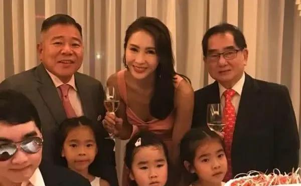 黎姿这辈子做的最对的一件事就是当年嫁给了马廷强黎姿有美貌，马廷强有钱黎姿原本