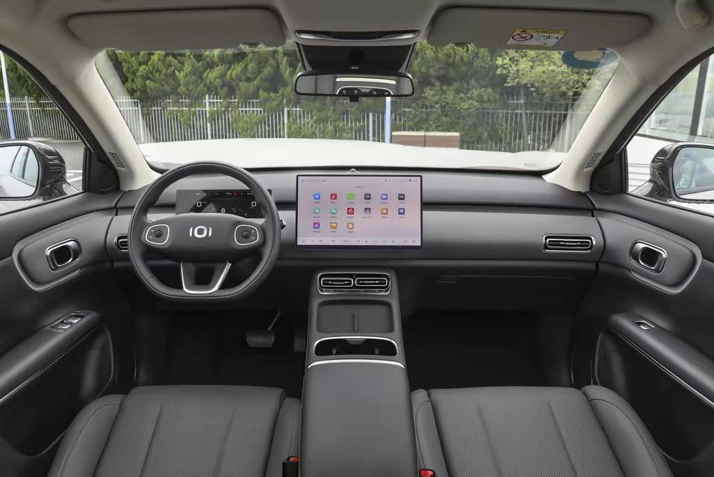 来了来了，掀桌子了！启源Q05，7.99-10.99万。我之前还查数据，