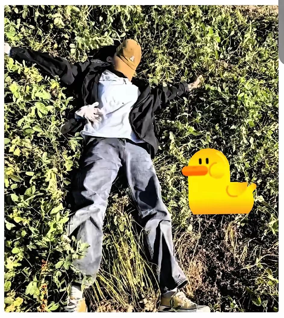 高考结束后，河南周口一名18岁男孩自我估分只有380分，自认升学无望，怕让父母失