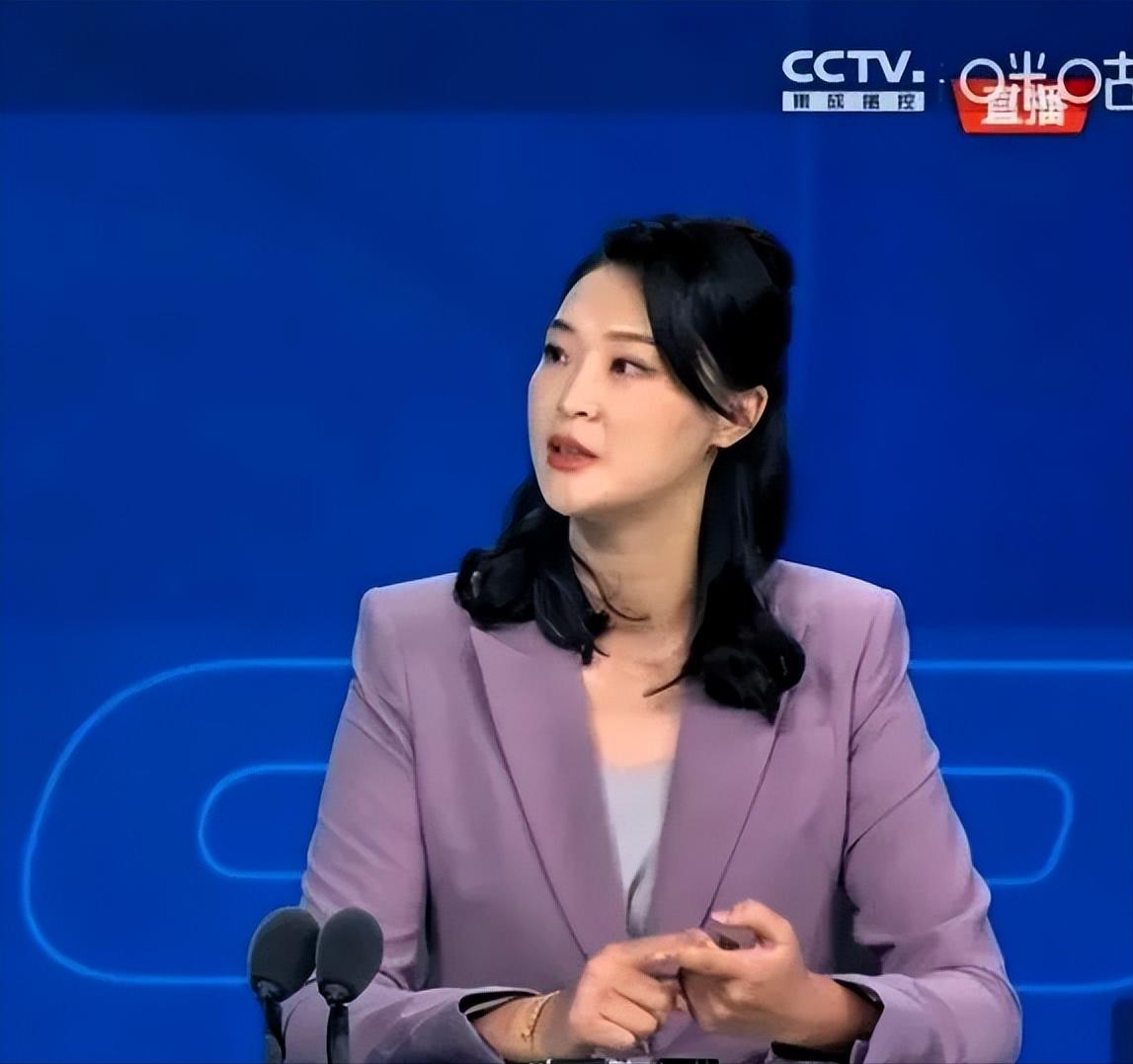 惠若琪精准点破女排症结！三大短板不除，决赛夺冠堪忧我认为，中国女排这次亚锦赛