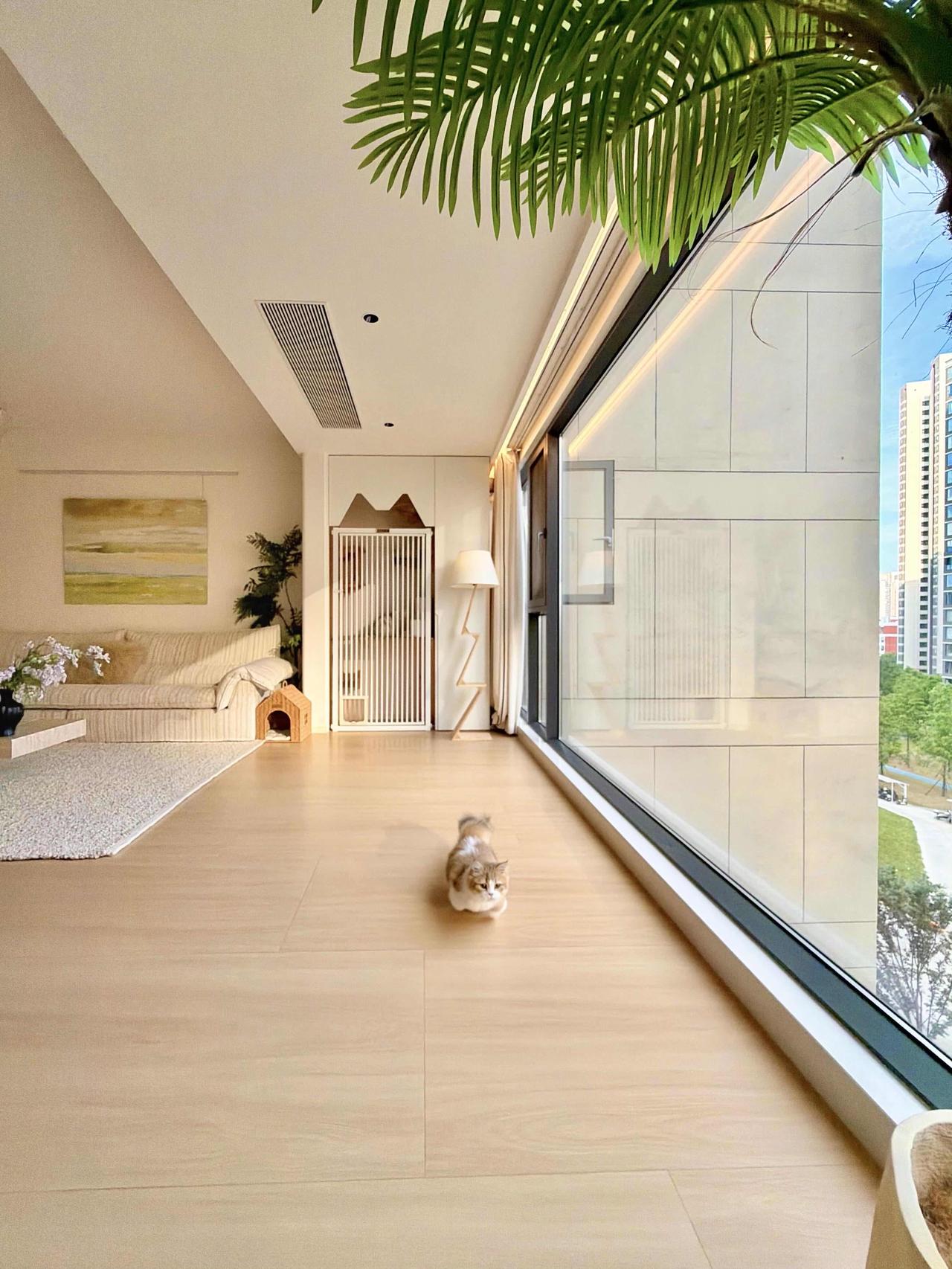 长沙一女子晒出住了2年的家，建面130m²，套内115m²，四房改三房，砸掉一间