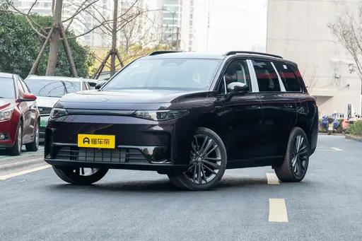 同样16万多，买全新零跑C16中配，还是准新高配更值？ 最近看六座家用SUV