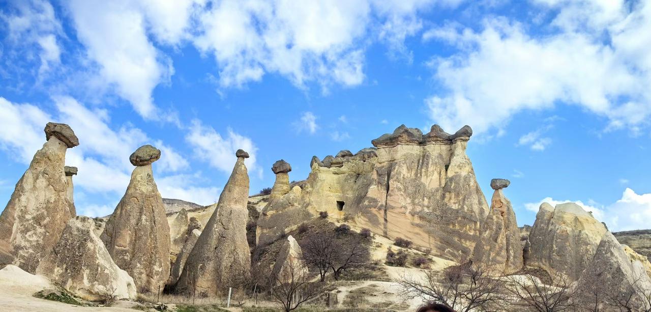 横跨欧亚，卡帕多奇亚♥day4：奇特喀斯特和火山地貌，仙人烟囱，悬崖城堡，彩色山