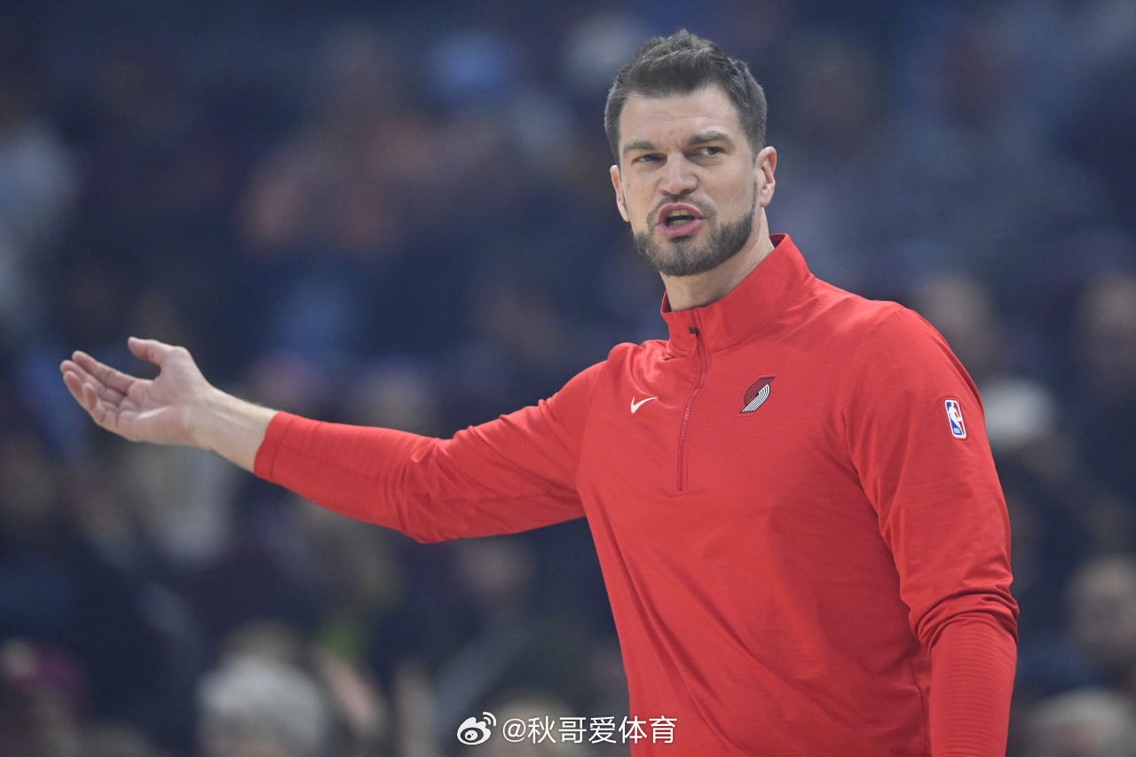 瀚森等三大中锋缺战！斯普利特：我们的大个子没提供任何篮筐保护NBA常规赛，开拓者