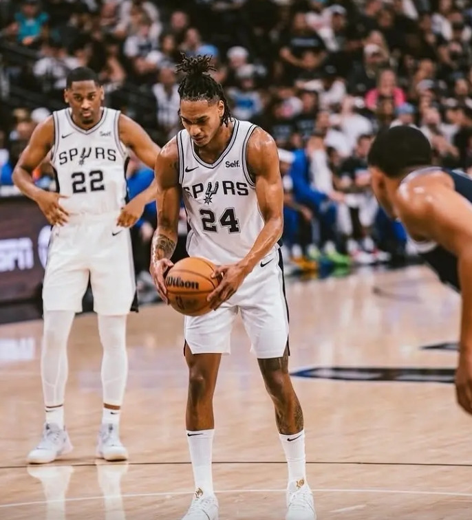 瓦塞尔的缺阵带来的影响瓦哥伤停不打带来的影响已经很大了这几场很明显都是因为首发