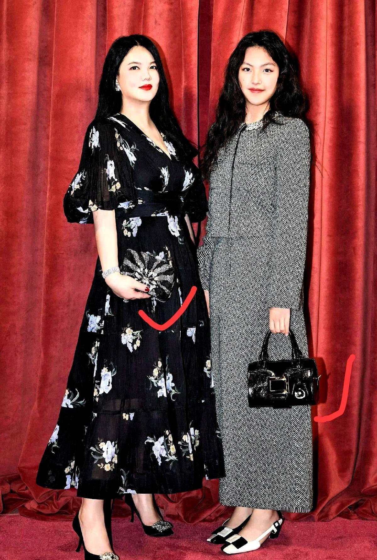 李湘离婚4年，48岁，零绯闻。她到底在等什么？当年和王岳伦分开，热搜挂了